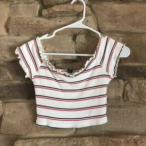$5 SALE😇😇Red white and blue Windsor crop top